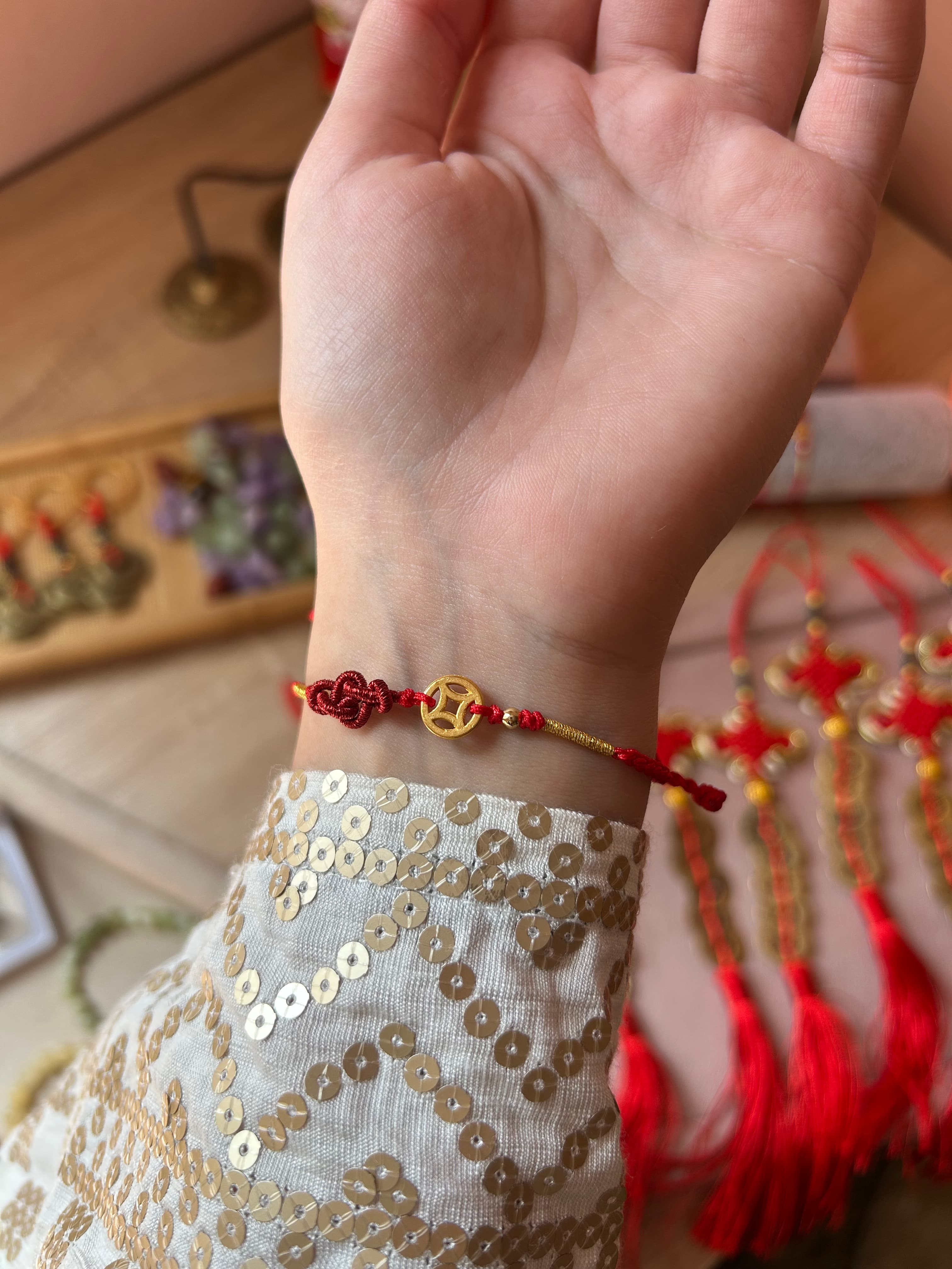 Bracelet rouge 01